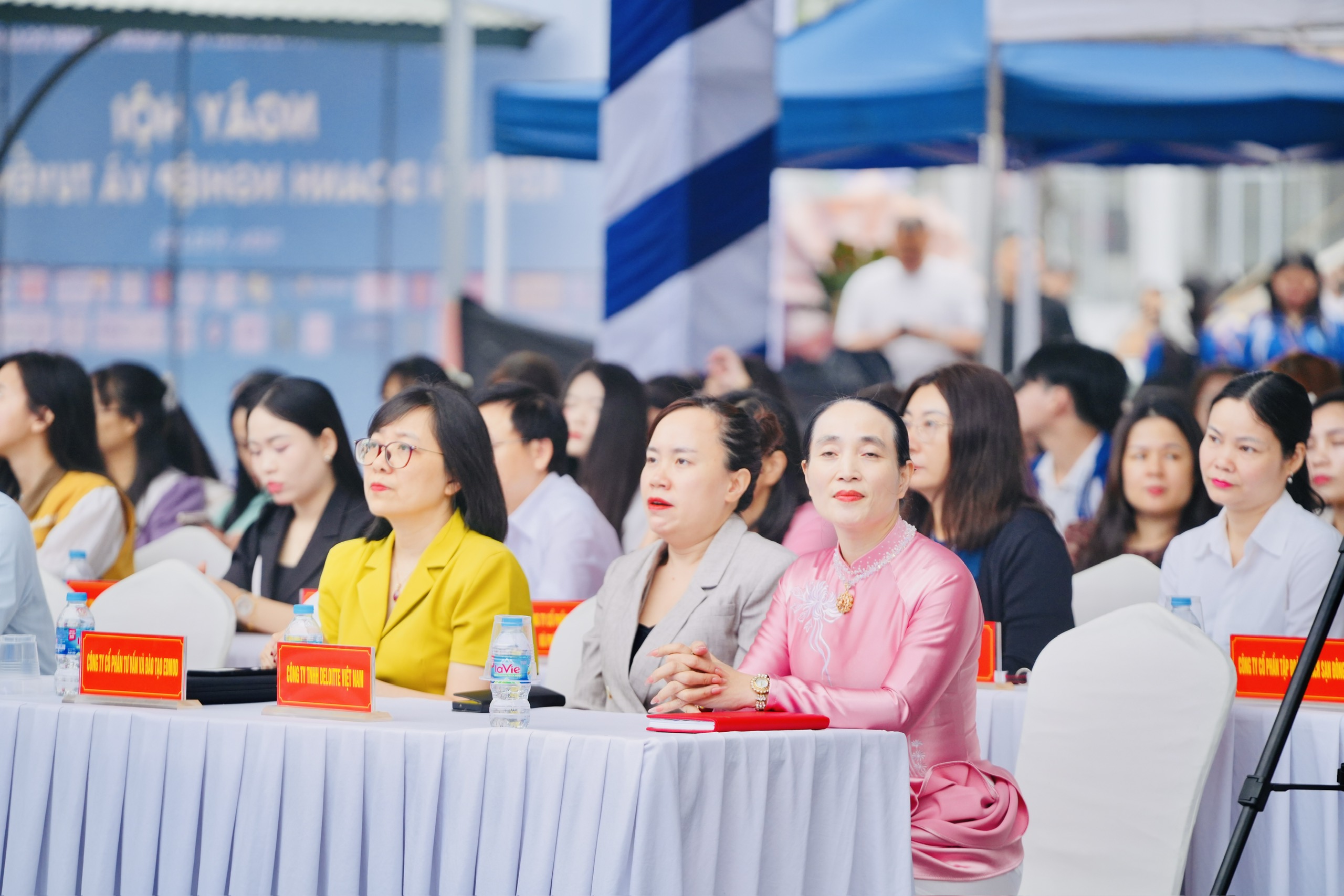 Hoạt động Edmod